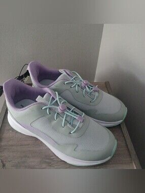 Athletic Works Mesh Bungee Sneakers Sz 3